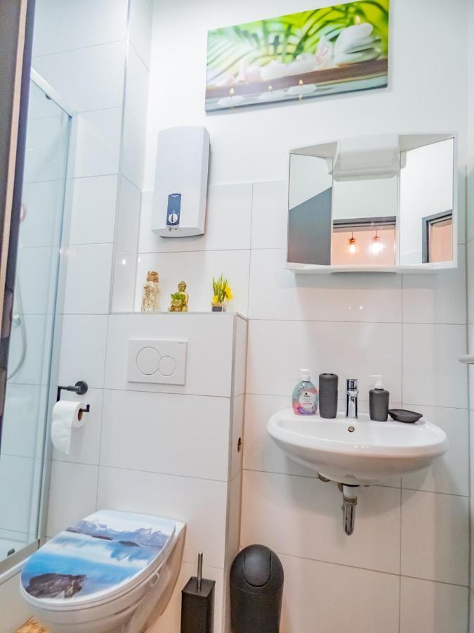 #221 Moderne City Wohnung Im Herzen Von Neuss Dış mekan fotoğraf